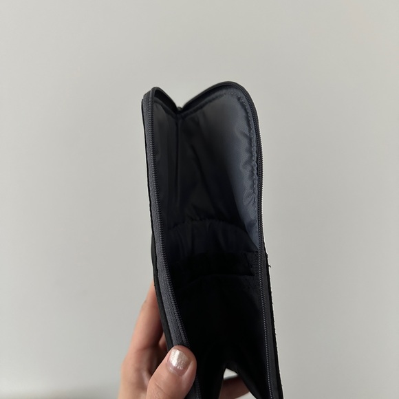 Japanese stationary brand Kokuyo Pencil case cosmetic case excellent condition - Picture 8 of 9